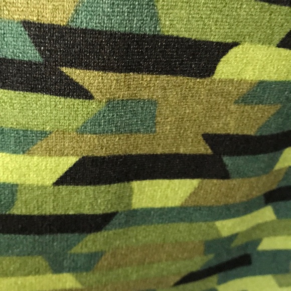 Lularoe Sarah - Picture 2 of 8